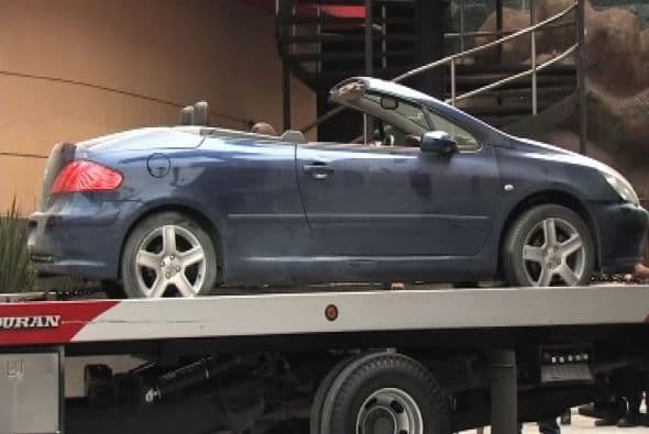 El 27 de mayo de 2012 uno de los automóviles de Joan Sebastian apareció baleado, afuera de la discoteca en donde dos años antes habían asesinado a su hijo. Esto en Cuernavaca, Morelos, México.