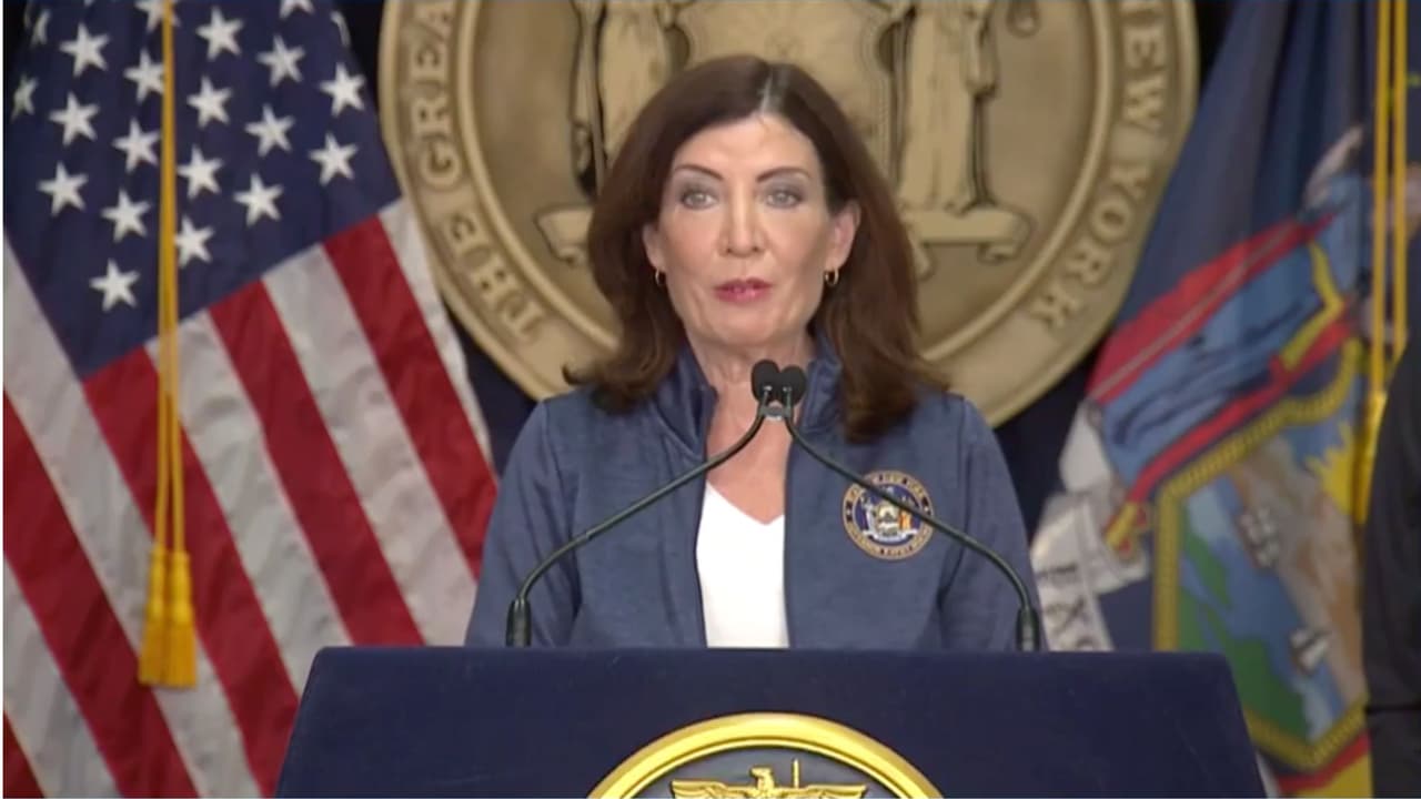 Gobernadora Kathy Hochul emite recomendaciones ante severas lluvias en Nueva York
