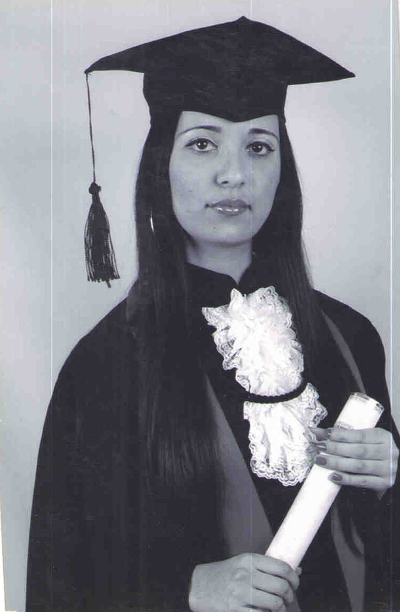 Jennifer Pamplona tiene 24 años y es de Brasil.