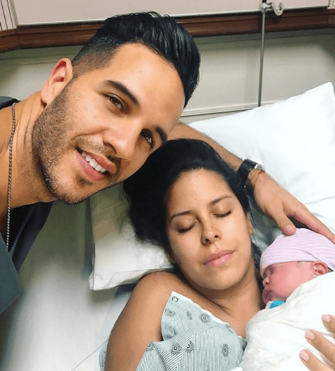 "Lo más hermoso que se puede vivir en la vida, y papá Dios me ha dado dos raciones", con este bello mensaje nuestro chef Jesús anunció su nacimiento.