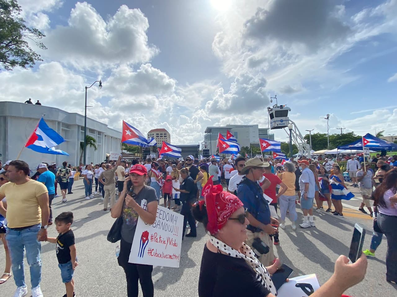 "Patria y Vida" se ha convertido en el himno de quienes luchan por la libertad en Cuba.