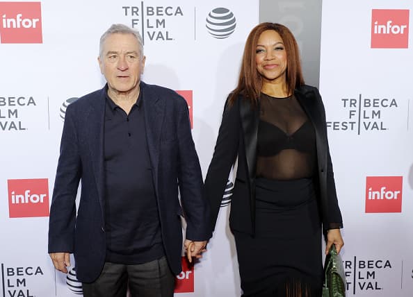 El abogado de De Niro dijo que tuvieron "un día productivo" mientras salían del juzgado, pero declinaron hacer más comentarios, señaló New York Post.