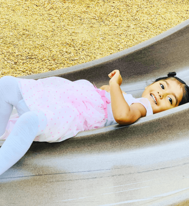 "
<b>La honestidad y la sinceridad</b> son superimportantes para que ellos crezcan sanamente mentalmente. Nosotros queremos lo mejor para ellos y lo mejor es que ellos siempre sepan la verdad. Hay que manejarlo con mucho amor, mucha honestidad y con mucha inteligencia". 
<br>