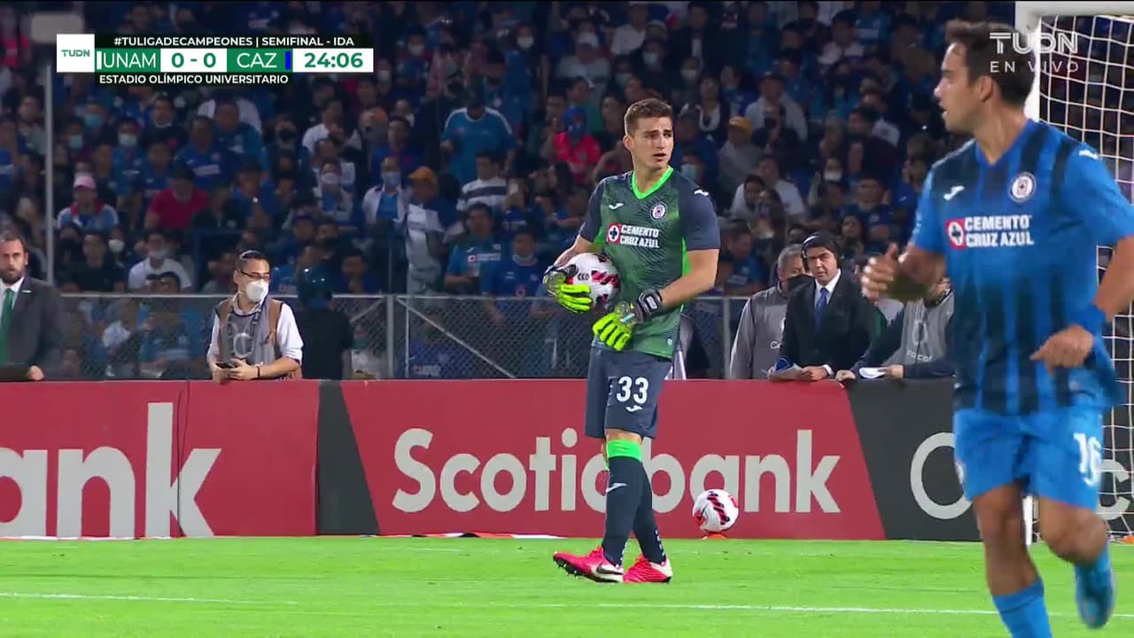 ¡TIRO ATAJADO! disparo por Favio Álvarez.