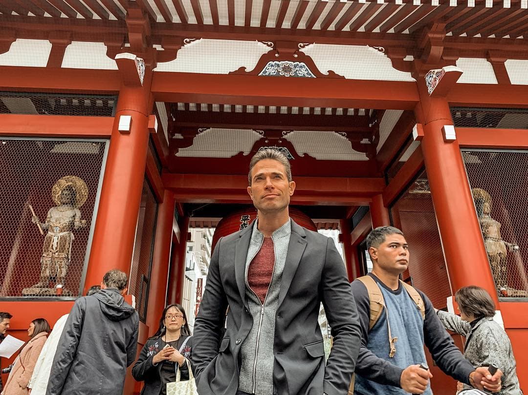 Te mostramos las aventuras que el elenco de El Dragón vivió detrás de cámaras