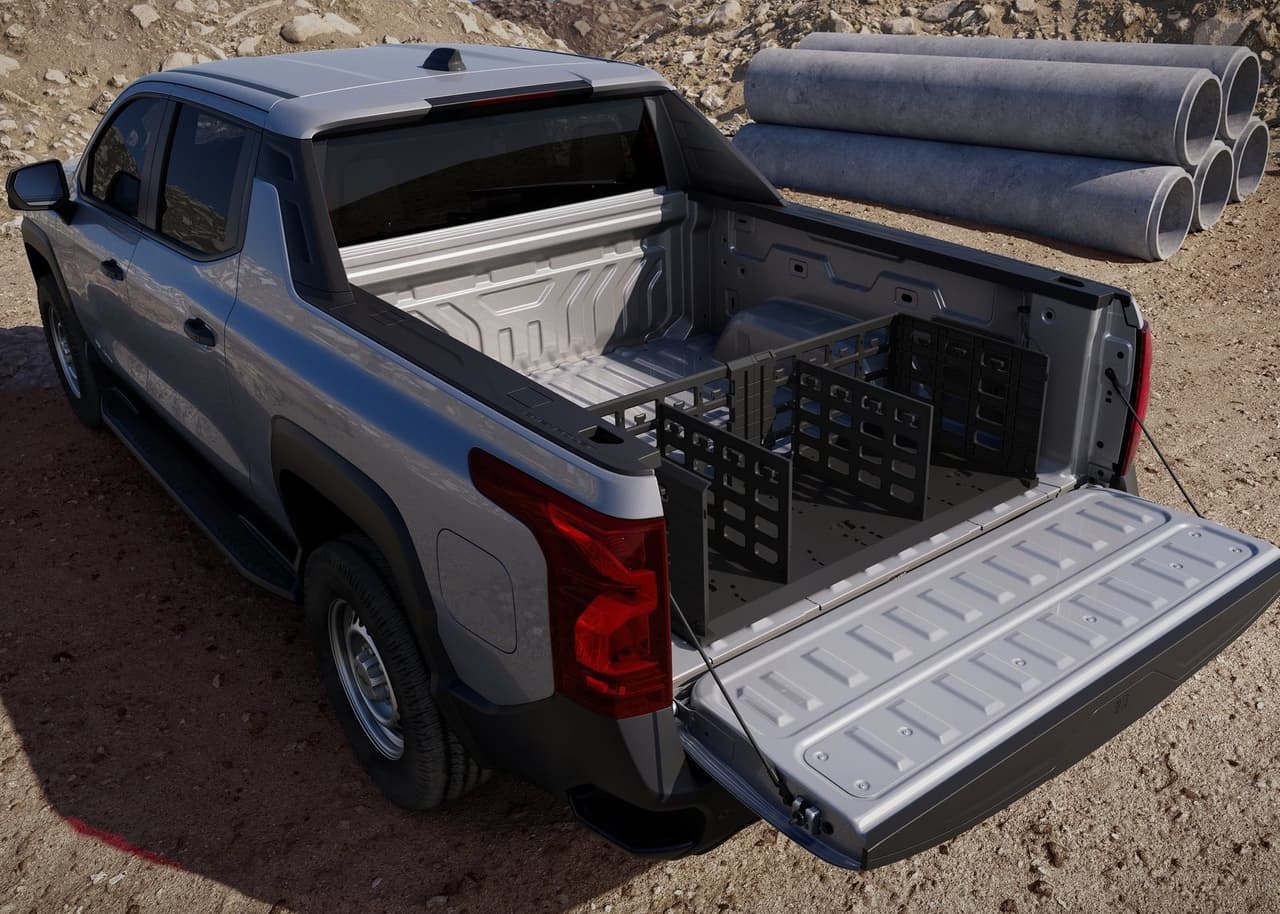 Por su parte, la versión de trabajo entrega 510 caballos de fuerza y 615 lb-pie de torque.