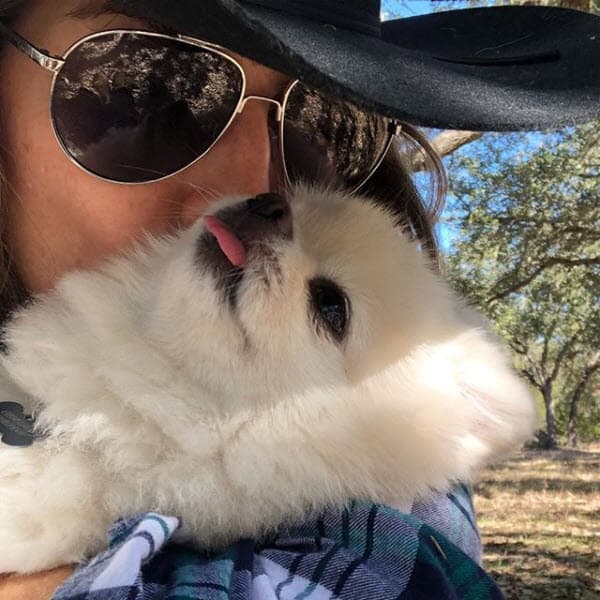 El amor por los animales es una de las cualidades de Montserrat que más les gusta sus fans. No dejes de ver a Montserrat en Reto 4 Elementos, lunes a jueves 10PM/9C por Unimás.