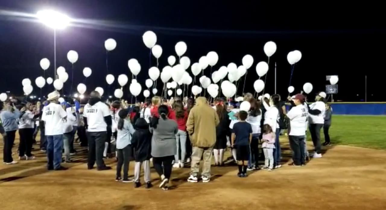 Sus compañeras, entrenadores y profesores reconocen el potencial que Marissa tenía para jugar al softball. La directora de Hanford West High School, Katy Culver, aseguró que “
<a href="https://www.univision.com/local/fresno-kftv/ella-iba-a-ser-una-estrella-identifican-marissa-cardona-nina-14-anos-choque" target="_blank">ella iba a ser una estrella</a>. Realmente lo fue. Iba hacer cosas increíbles”.