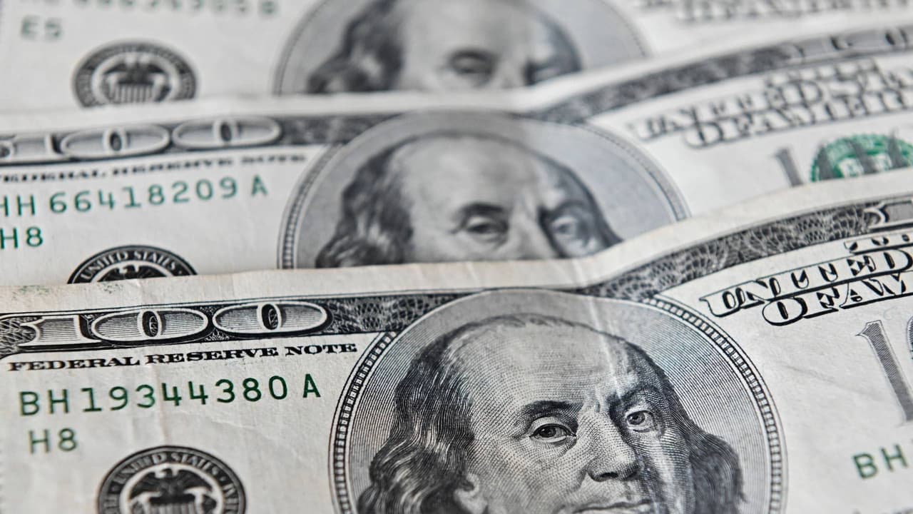 Mi esposo es ciudadano estadounidense y me pidió, pero inmigración me negó la solicitud, ¿qué hago?