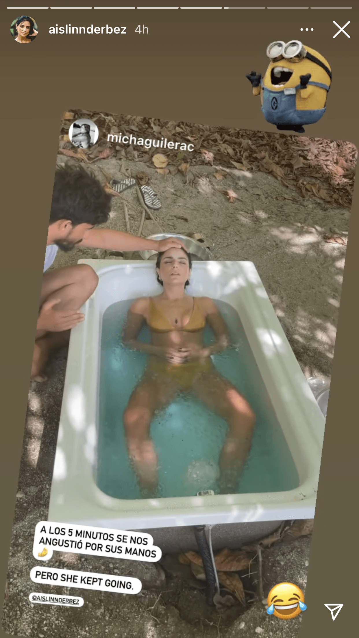 A diferencia de la exposición que tiene con su familia paterna, Aislinn Derbez rara vez se deja ver con los miembros de su familia materna. 
<br>