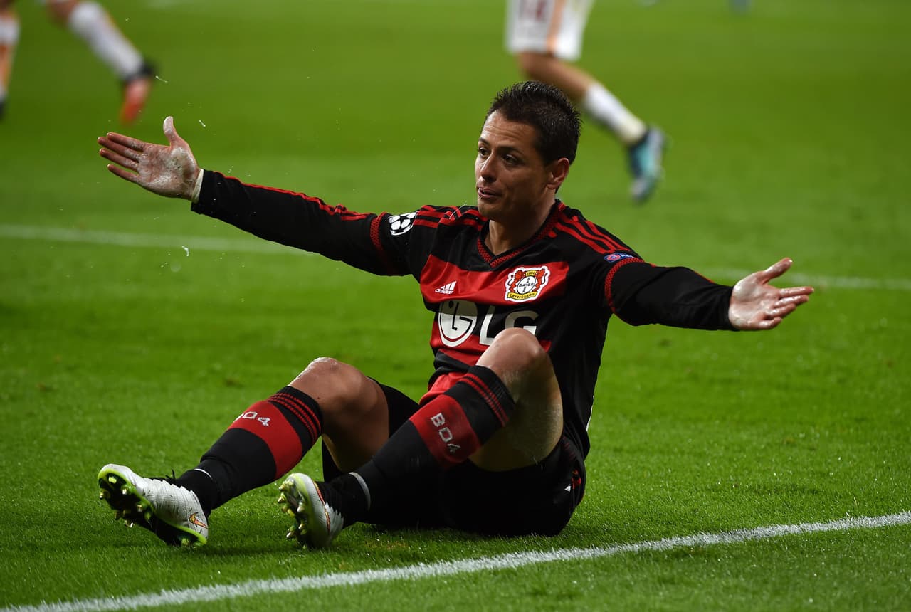 Bayer Leverkusen 4-4 Roma: Doblete de 'Chicharito' en loca lluvia de goles