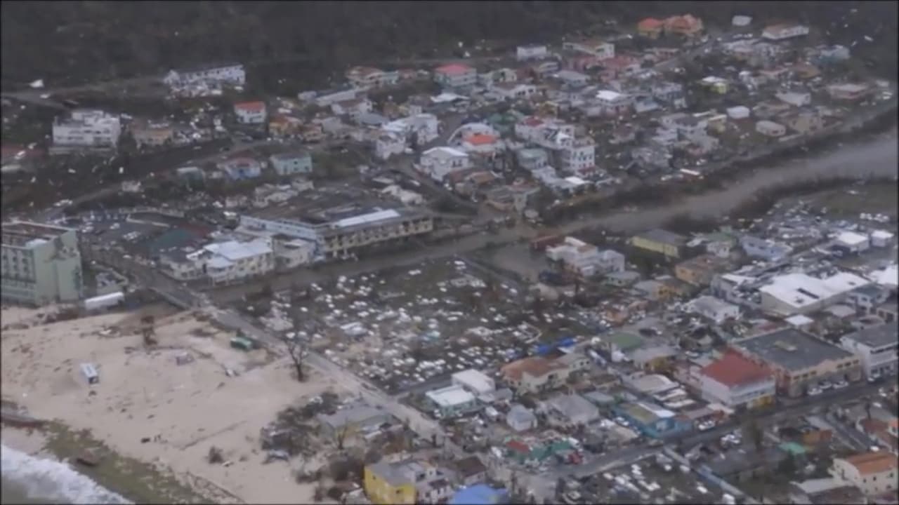 Vista aérea en la que se percibe la destrucción causada en San Martin