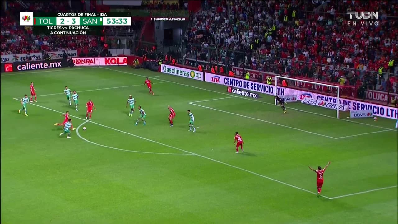 ¡TIRO ATAJADO! disparo por Jean Meneses.