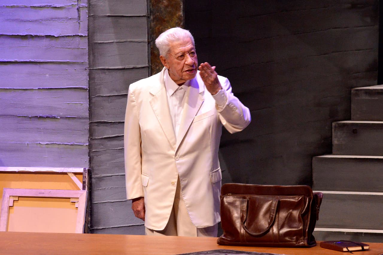 El actor Ignacio López Tarso estuvo hospitalizado luego de presentar complicaciones en su salud, por lo que tuvo que cancelar sus presentaciones en el teatro.