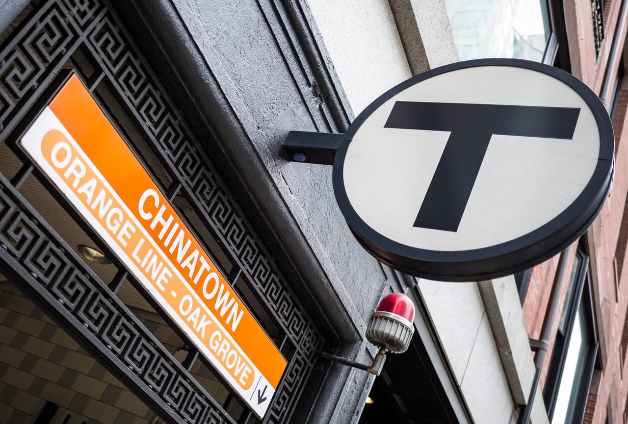 Boston quedó en tercer puesto de acuerdo al estudio de SmartAsset. 34% de la población en esa ciudad llega en transporte público a la oficina.