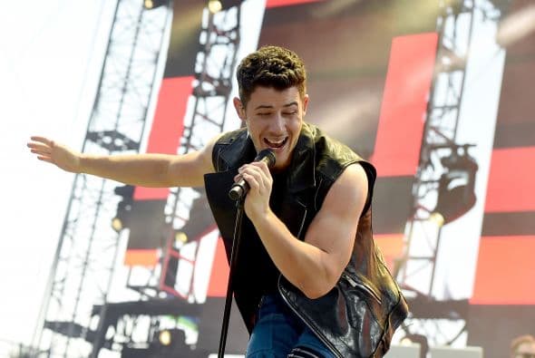 El cantante presentó los temas de su más reciente álbum.