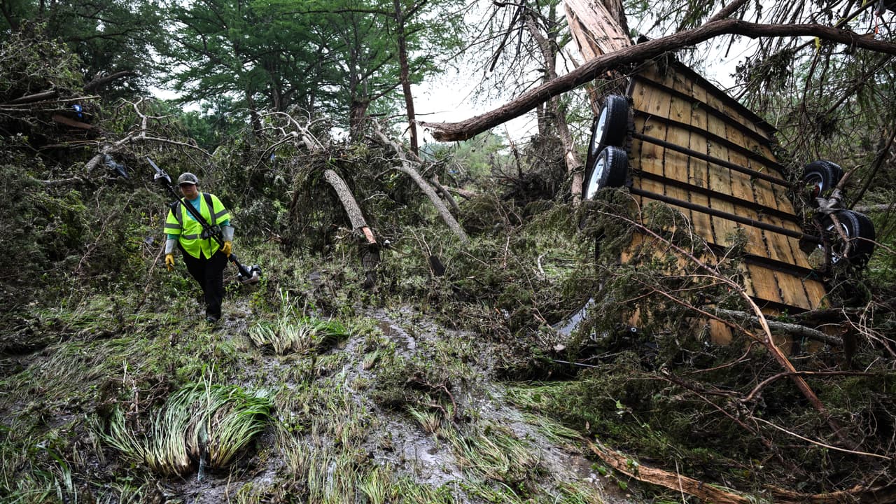Sube a 69 el número de muertos en Texas por inundación tras crecida del río Guadalupe, confirma Abbott