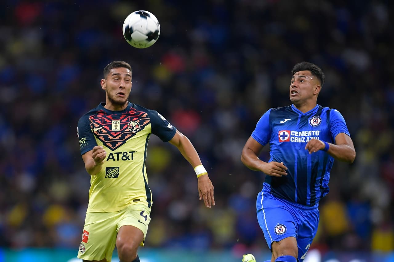 América y Cruz Azul no supieron hacerse daño, pero el empate le dio lo suficiente a las Águilas para instalarse entre los cuatro mejores e ir a Cuartos de Final directo, mientras que Cruz Azul jugará Repechaje y espera rival.