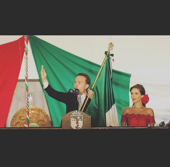 Claro que al ser la primera dama de Chiapas, su rostro nunca se ausentó de los medios de comunicación.