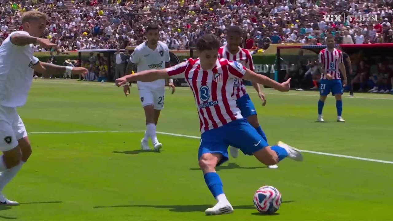 ¡Gol del Atlético de Madrid! Julián gambetea y asiste a Griezmann
