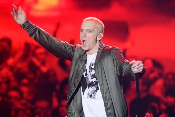 En septiembre de 2005, Eminem canceló su gira por Europa también por cansacio.
