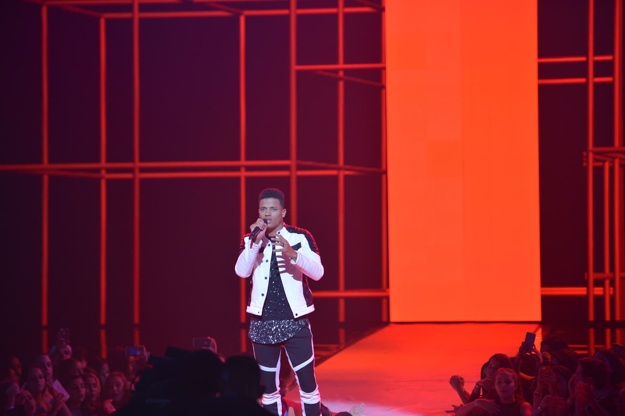 Christian Castro volvió a conquistar al jurado, esta vez con el tema "Cold Water" de Major Lazer junto a Justin Bieber.