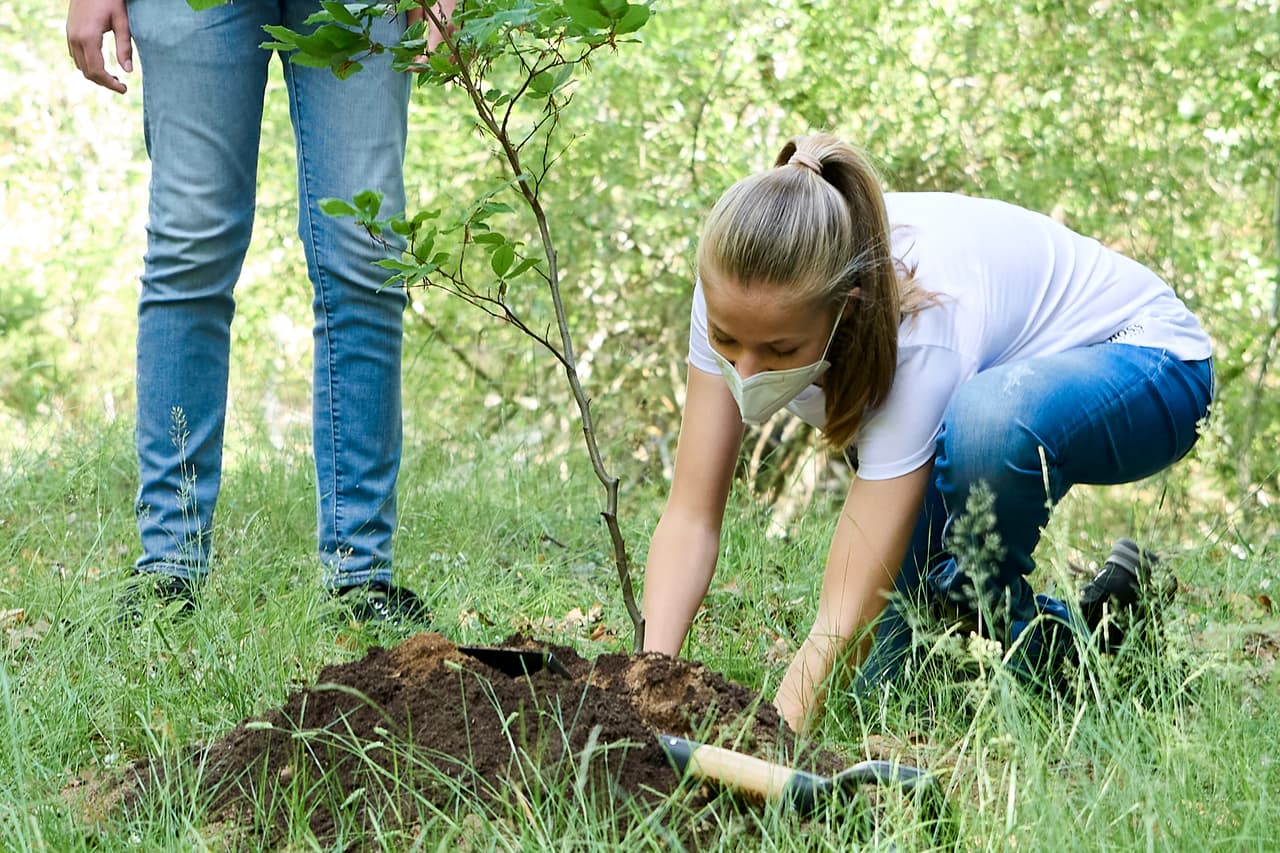 Este acto se trata de las últimas apariciones que tendrán juntas en España, pues la mayor
<b><a href="https://www.univision.com/famosos/leonor-hija-reina-letizia-estudiara-en-el-uwc-atlantic-college-de-gales-fotos" target="_blank">se mudará en agosto próximo a Gales</a></b>, en donde comenzará la preparatoria en el internado UWC Atlantic College.
<br>