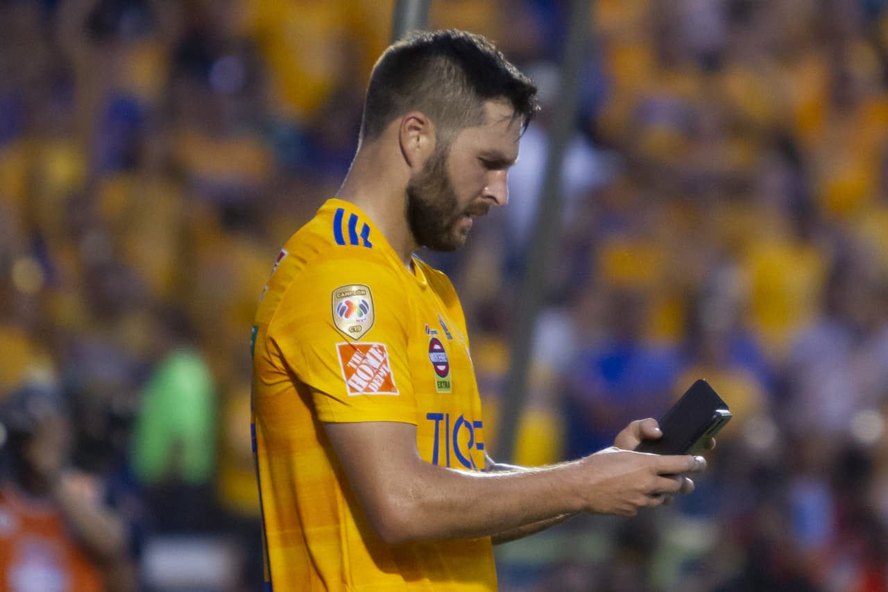 Este tanto del atacante europeo fue celebrado de manera sorpresiva con una ‘selfie’.