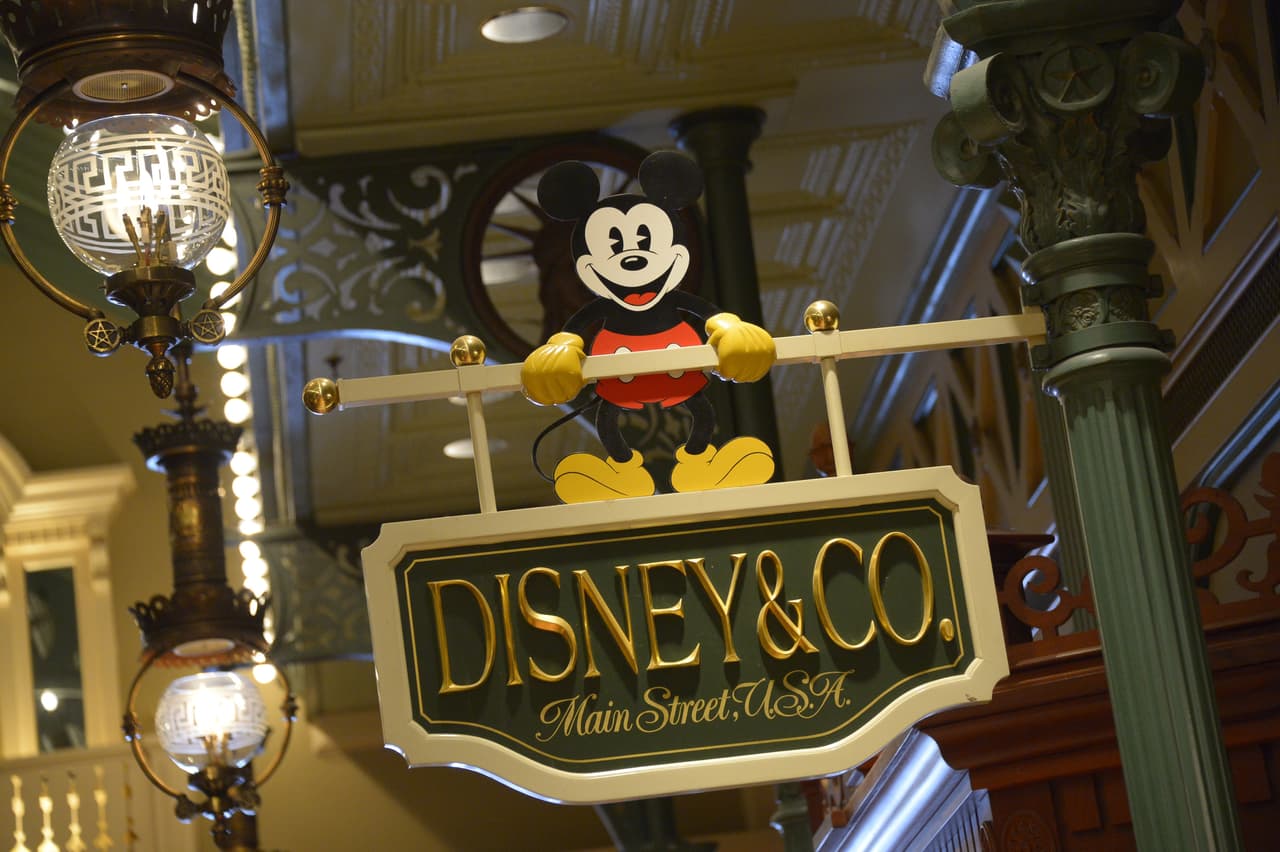 Impiden a una familia británica musulmana visitar Disneylandia