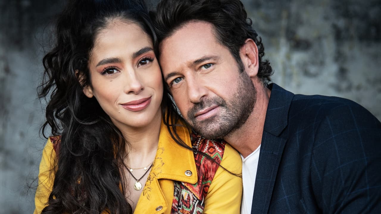 Fátima Molina y Gabriel Soto protagonizan Te Acuerdas de Mí, esta noche gran estreno por Univision