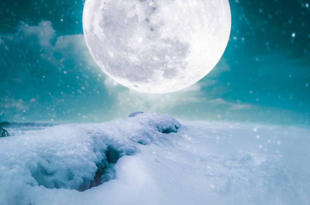 Este 19 de febrero la Luna está de fiesta porque el año pasado no hubo plenilunio en febrero, así que hace dos años no teníamos la llamada "superluna de nieve".