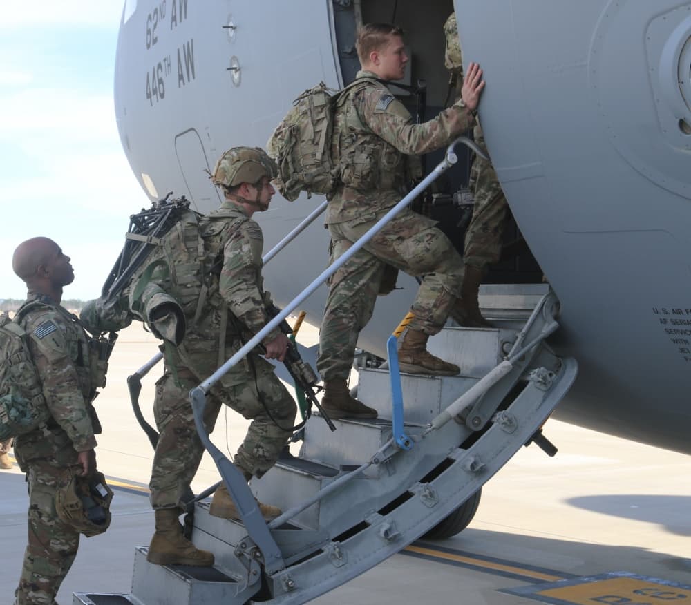 Confirmaron que los soldados permanecen en posición para desplegarse en apoyo de la Autoridad Nacional de Comando