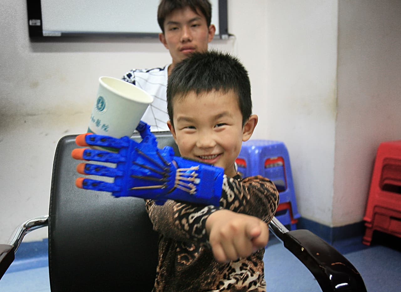 A un pequeño le regresaron la sonrisa con un enorme y único regalo.