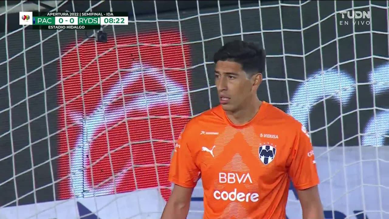 ¡GOL!  anota para Pachuca. Nicolás Ibáñez