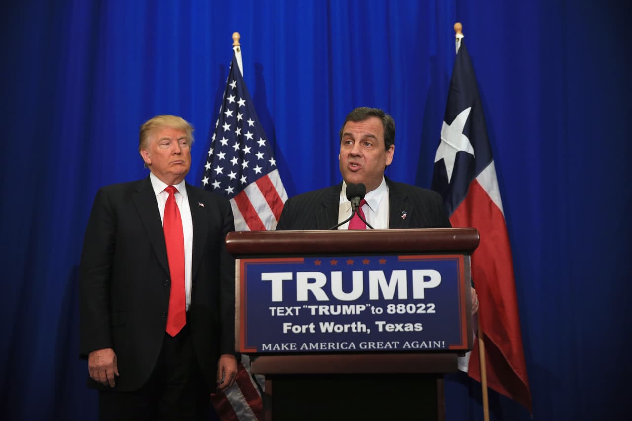 Trump examina oficialmente a Christie y Gingrich para la vicepresidencia