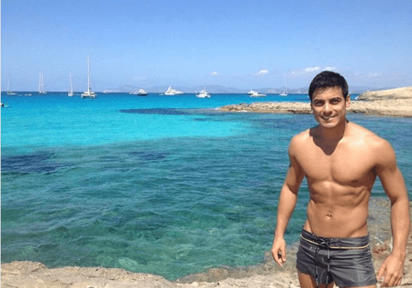 Su primera participación en el cine la hizo con el tema "Y si tú supieras", single principal de la cinta "Mar de sueños". Este single fue nominado a la Diosa de Plata en la categoría de Mejor Canción de Cine.