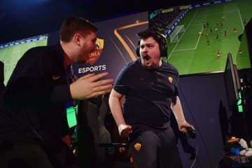 Complexity venció a Ellevens en la final del FIFA eClub World Cup 2020 en Milan y se cornó campeón en una gran final que se fue hasta los penales.