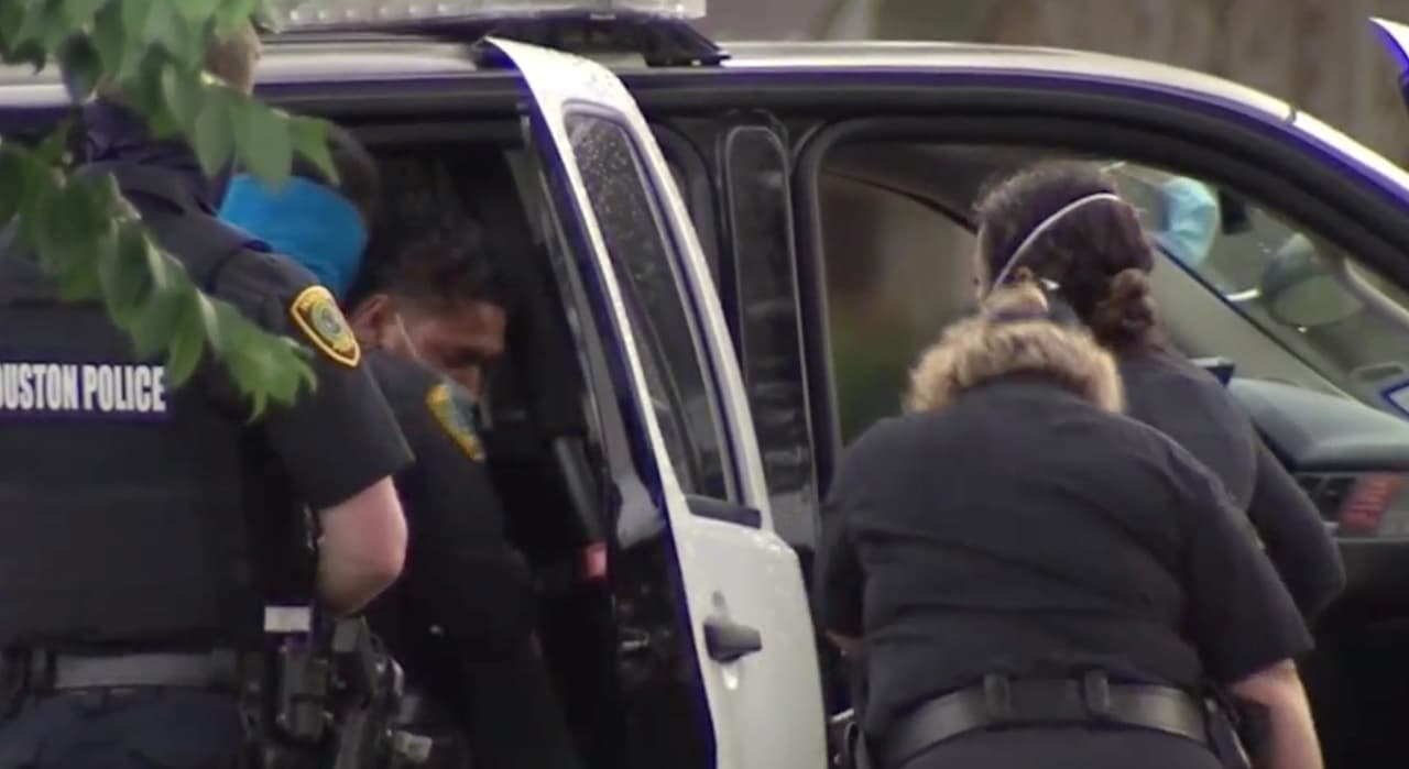 Cantú indicó que la investigación será canalizada a las autoridades federales.