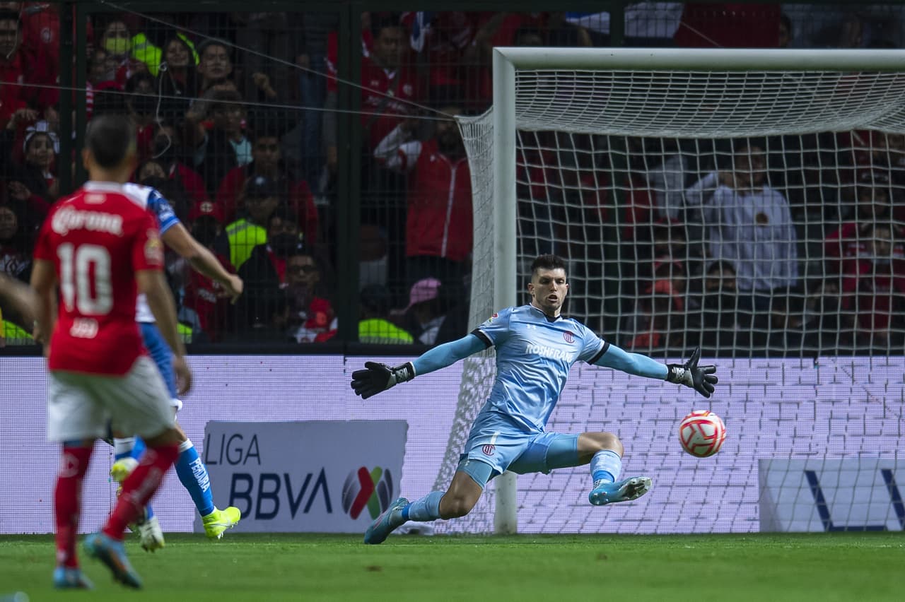 Toluca rescató el empate 1-1 ante Puebla en el Estadio Nemesio Diez en partido adelantado de la Jornada 16.