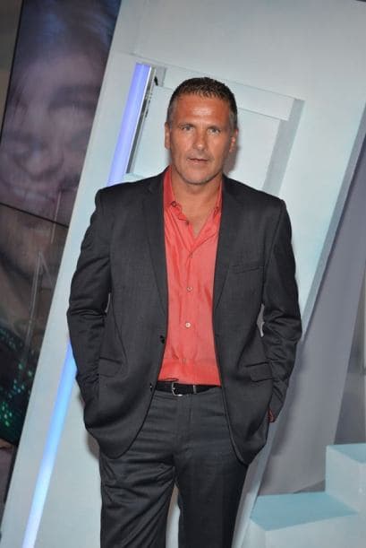 La actriz señala a su exesposo Héctor Soberón como el responsable de haber difundido ese video: "Que el señor haya decidido violar mis Derechos Humanos, en específico mis derechos sexuales tan cobardemente al decidir editar, quitar su cara y su voz y de varios videos que el mismo tomó, hacer uno solo y lucrar con el... No les da ningún derecho a insultarme", palabras que desataron comentarios en su contra.