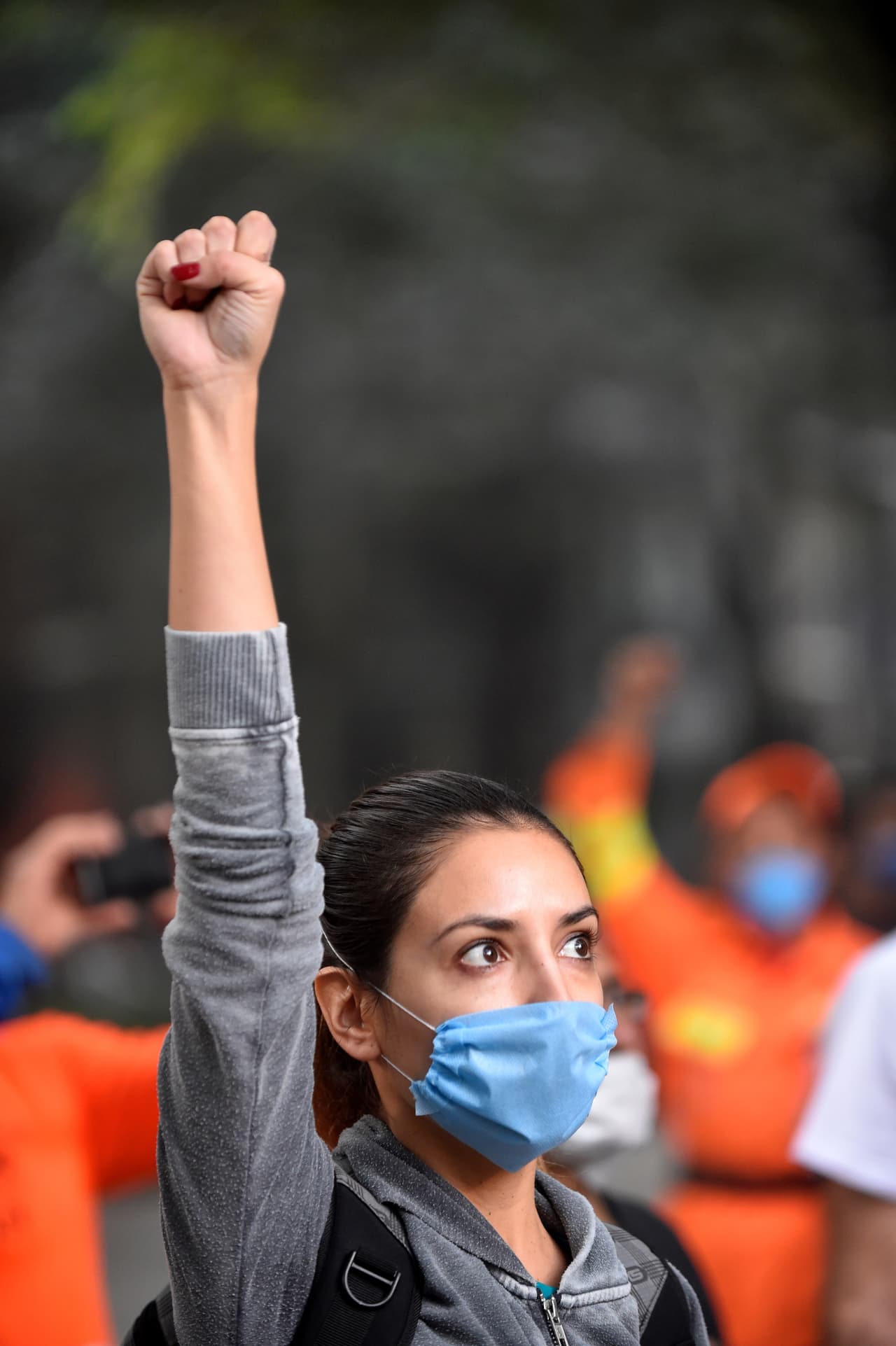 Then the message is spreads by those nearby.