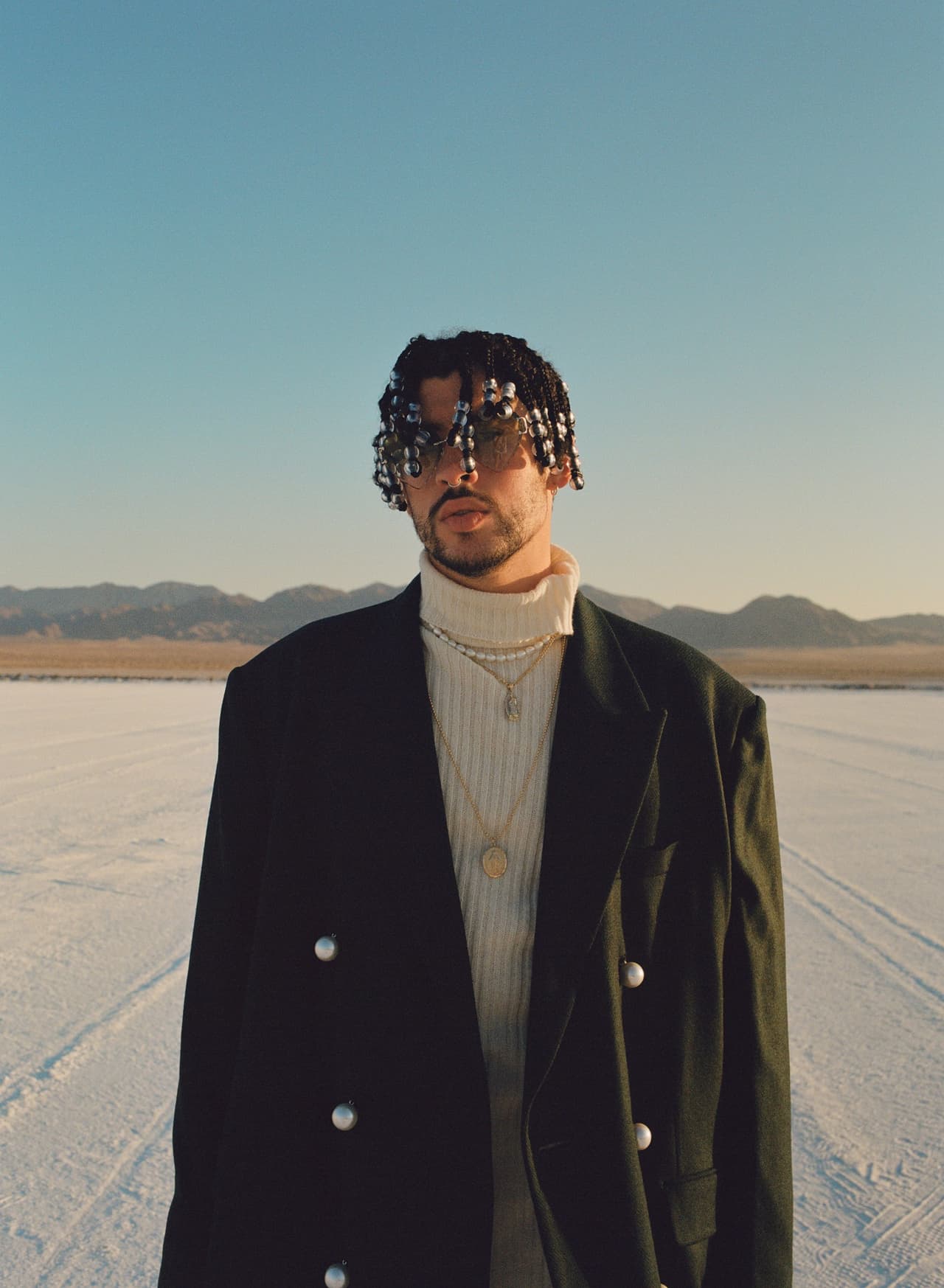 <b>Bad Bunny </b>
<br>
<b>Nominaciones: 6</b>
<br>· Colaboración OMG
<br>· Track Viral Del Año
<br>· Artista De La Juventud Masculino
<br>· Álbum Del Año
<br>· Canción Del Año
<br>· Video Con El Mensaje Más Poderoso
<br>