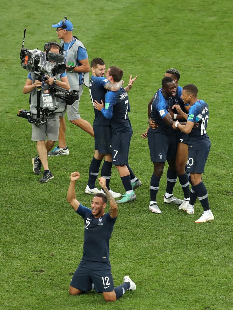 Las cámaras entraron también para vivir en primer plano esa felicidad francesa.