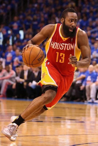 Según el portal TMZ, la Kardashian tiene algo más que una amistad con James Harden.