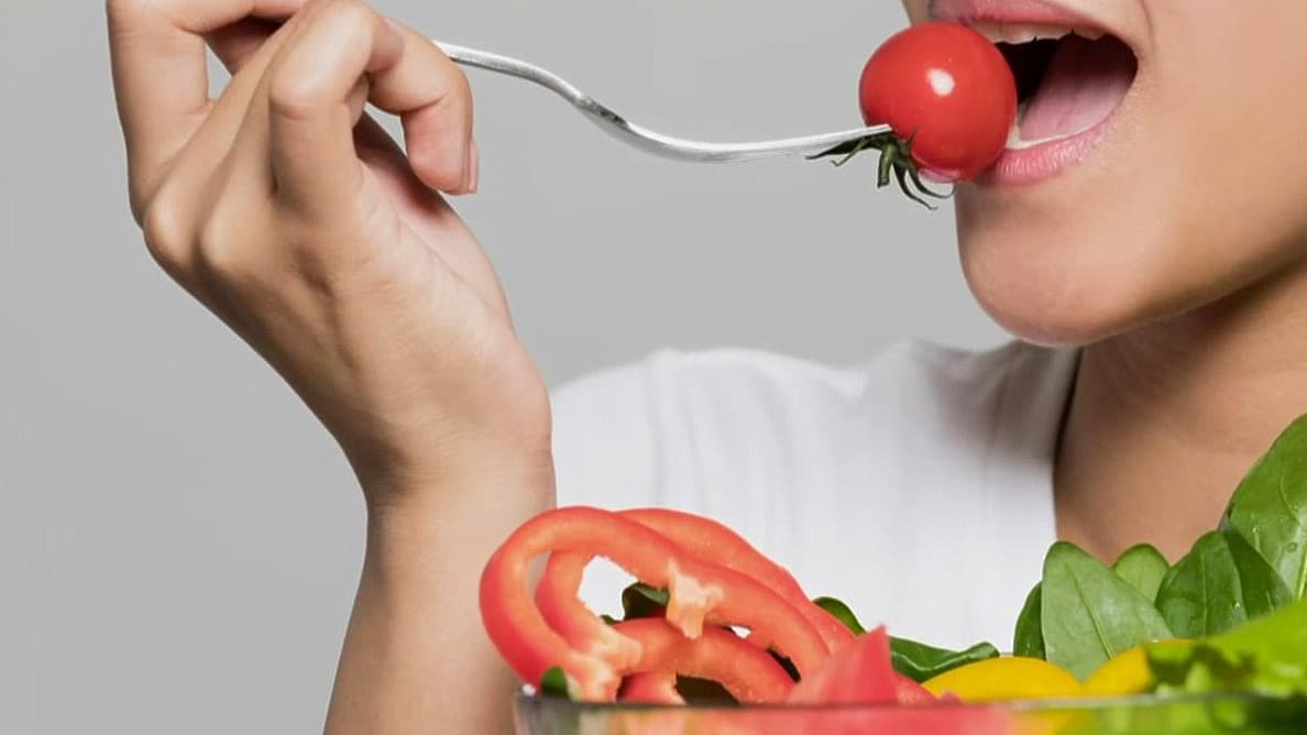 ¿Los tomates mejoran la atención y la memoria? Estudio revela estos resultados