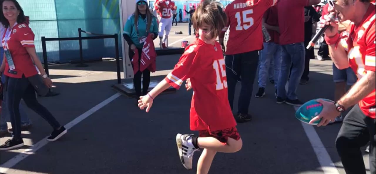 La fiesta y la alegría se vive en el Hard Rock Stadium que se verá colmado en toda su capacidad de 65,326 personas. 
<br>