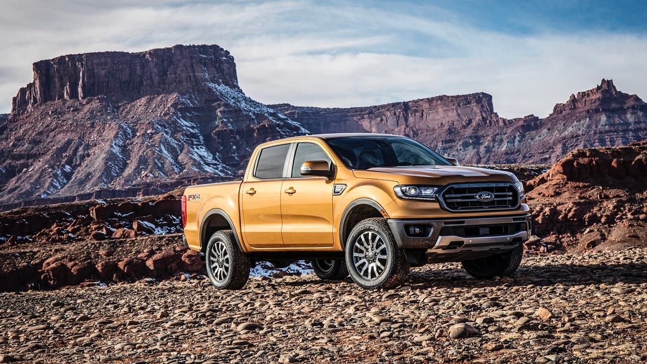<h3 class="cms-h3-H3">Ya tenemos los números</h3>
<br>Ford finalmente dio a conocer las prestaciones del tren motriz de la Ford Ranger 2019. El motor EcoBoost de 2.3 litros genera 
<b>270 caballos de fuerza</b>, y más importante aún en el caso de las pickup, 
<b>310 libras-pie de torque</b> superando el torque provisto por sus competidoras equipadas con motores V6.