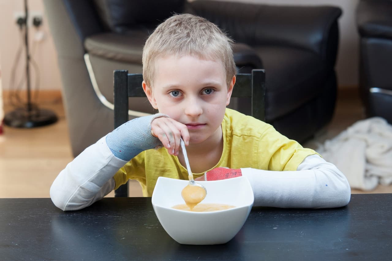 Hoy Ocean necesita consuelo constante en cada comida