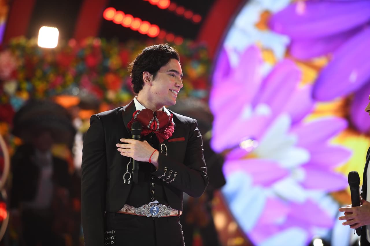 En integrante de la dinastía Fernández de México, se mostró muy agradecido por compartir escenario con Jorge Celedón.