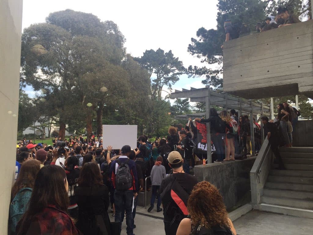 Este programa es el único en el país que tiene departamentos enfocados de estudios de la cultura asiático americana, indio americana, latina y africana.